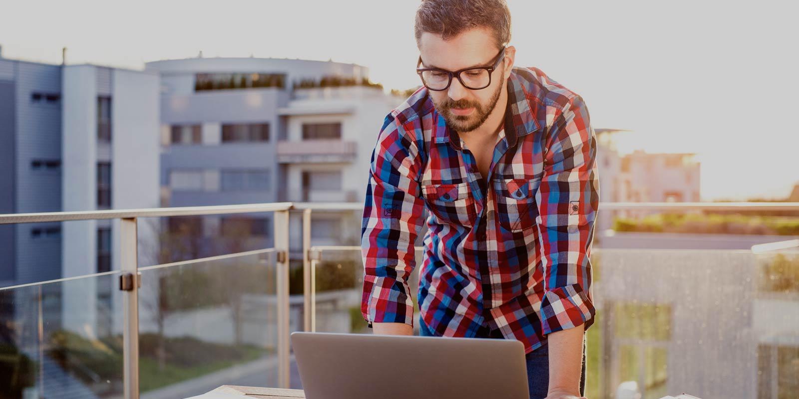 How to Successfully Adjust to Working from Home (WFH) Full-Time: Top Tips from a Seasoned Remote Worker & Road Warrior