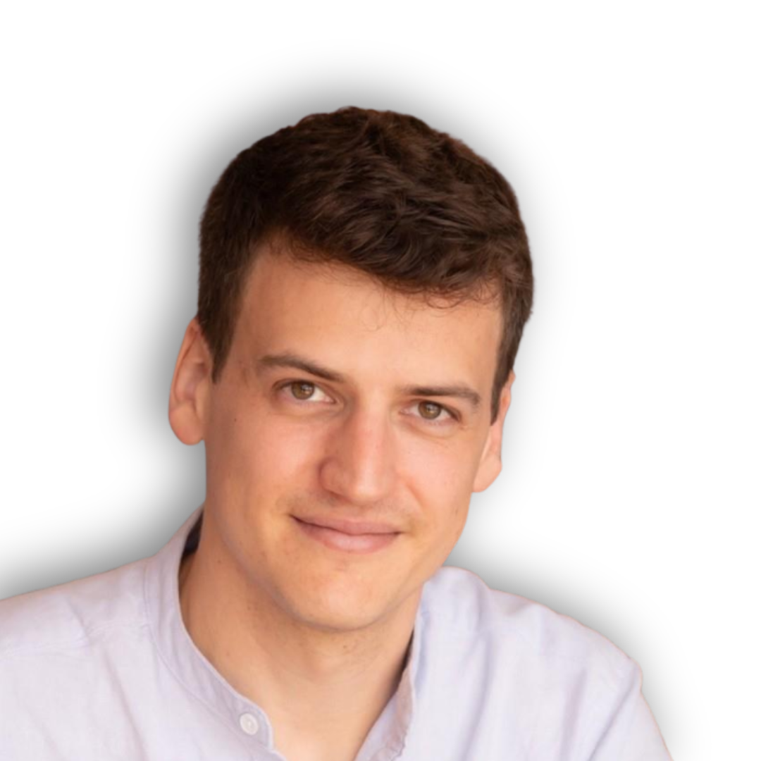 Dean Peer Headshot 2025